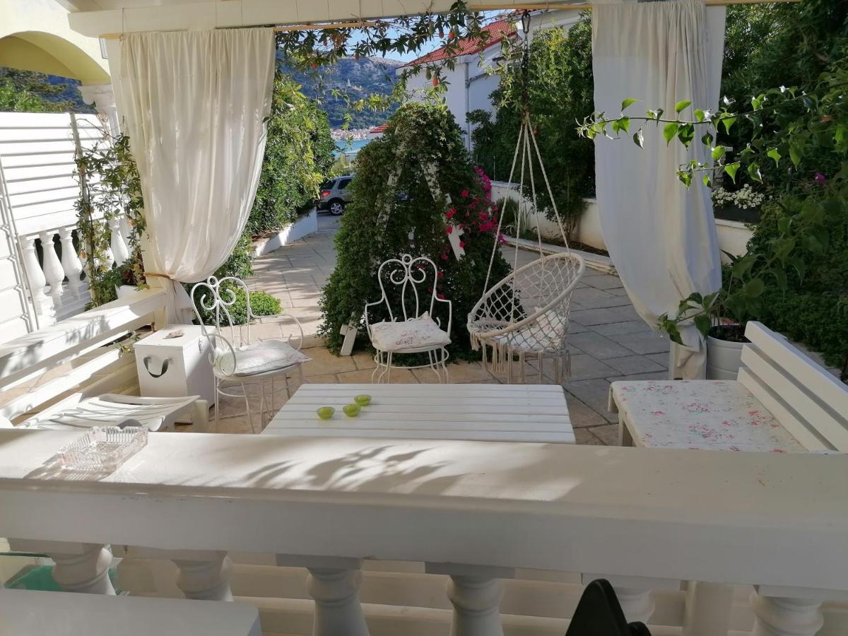 Studio Apartman Villa Juras Башка Екстер'єр фото